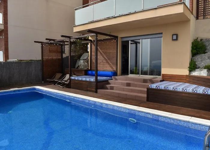 Miramar Panoramic Views 别墅 圣苏珊娜